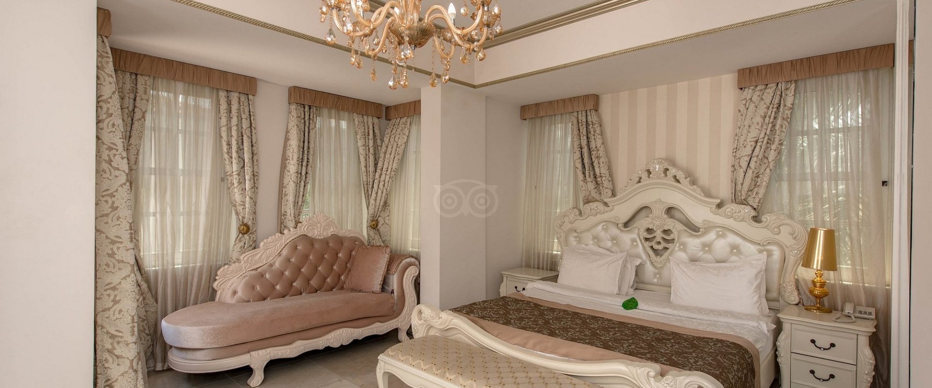 Elegance East Hotel Dikdörtgen (1)