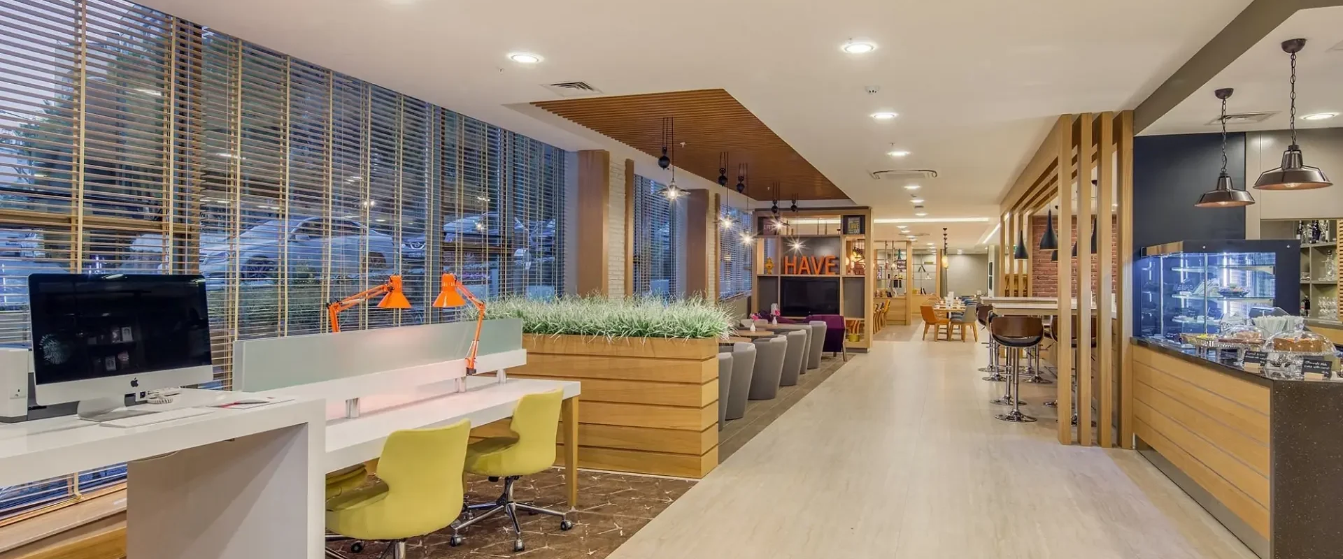 Holday İnn Hotel Dikdörtgen (2)