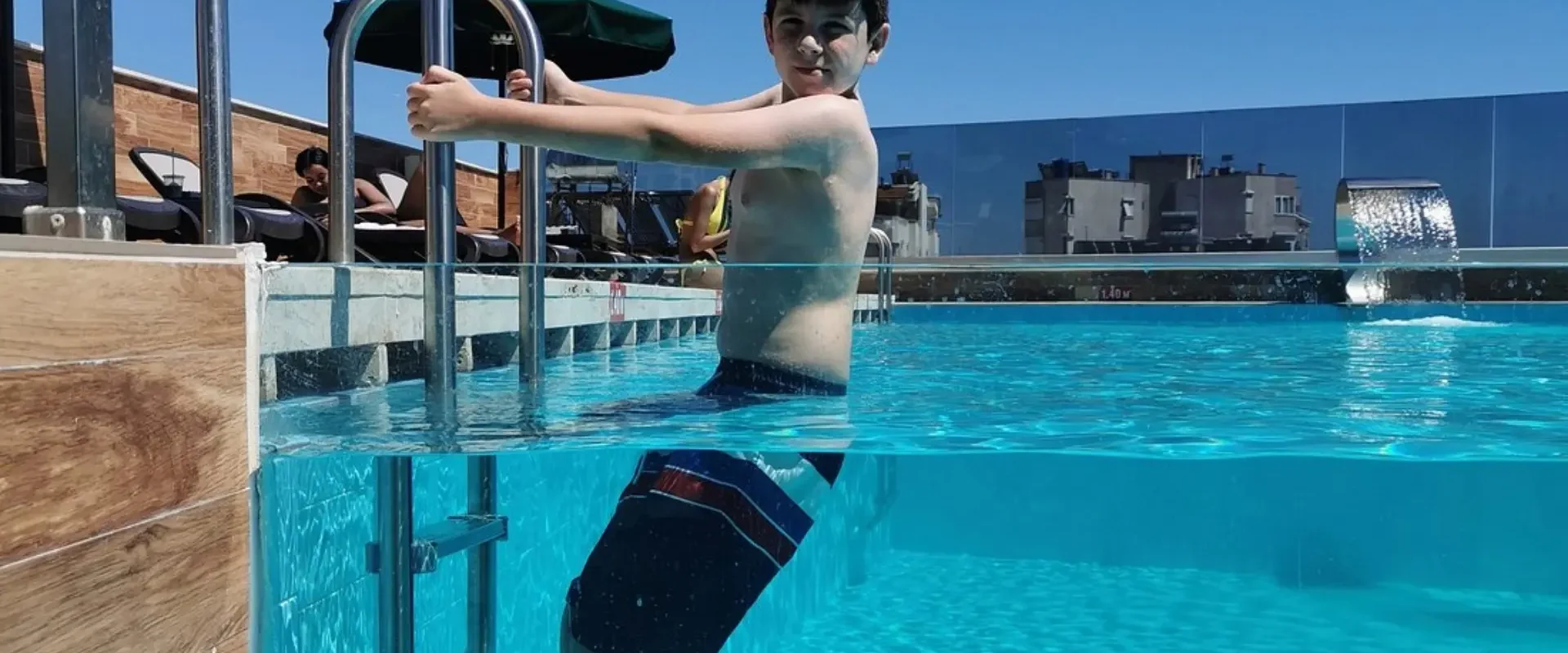 Holday İnn Hotel Dikdörtgen (4)