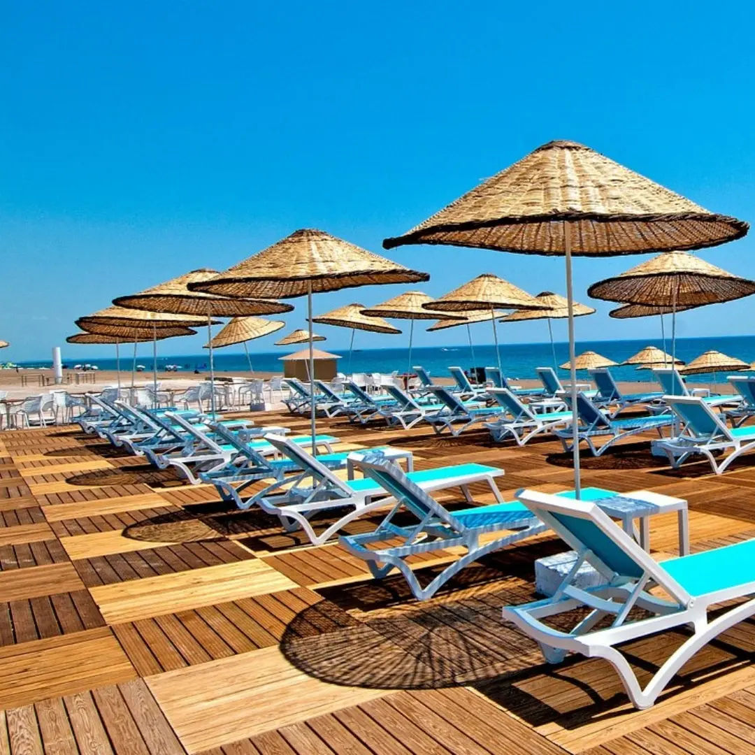 Holday İnn Hotel Kare (5)